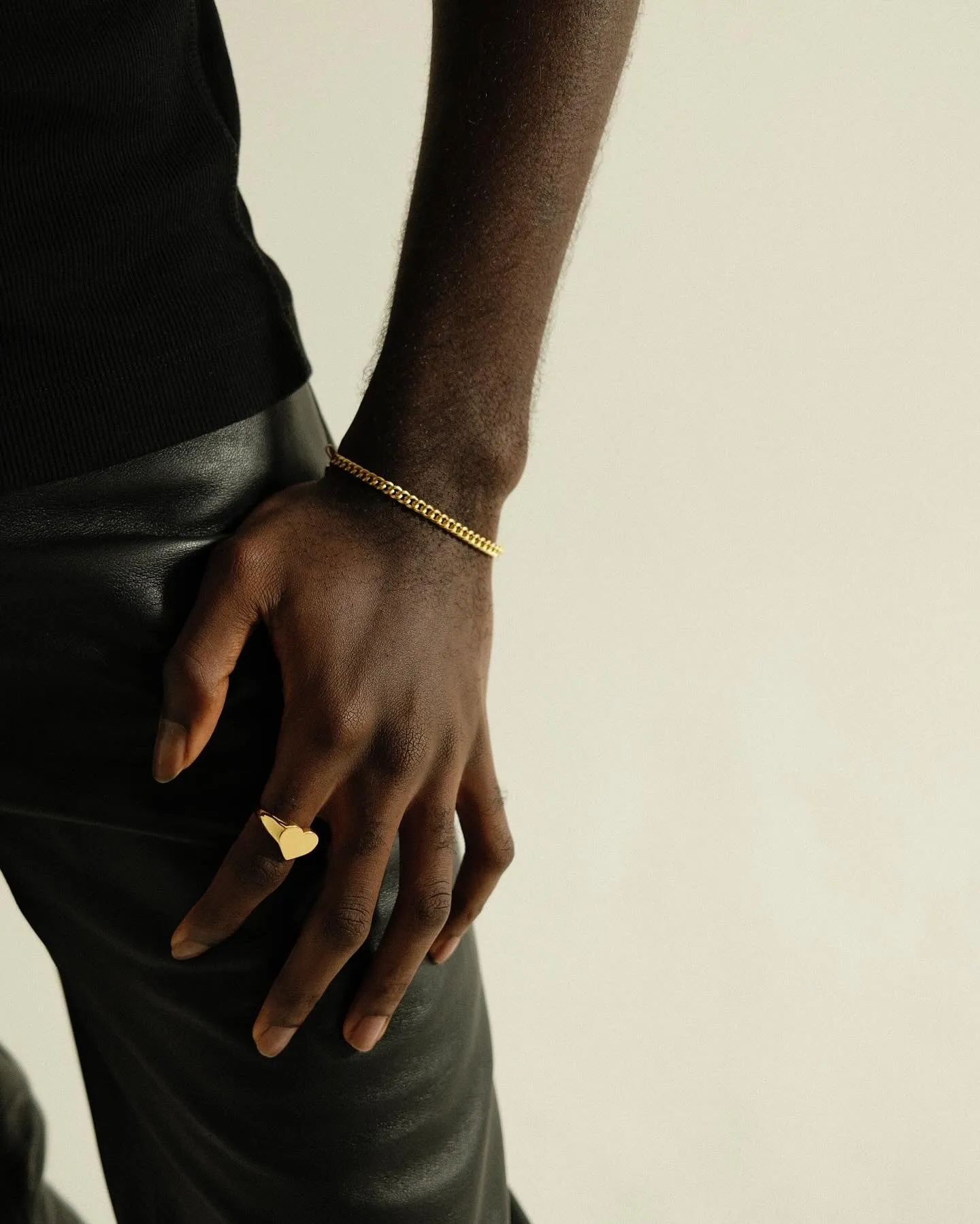 Curb Bracelet - Gold