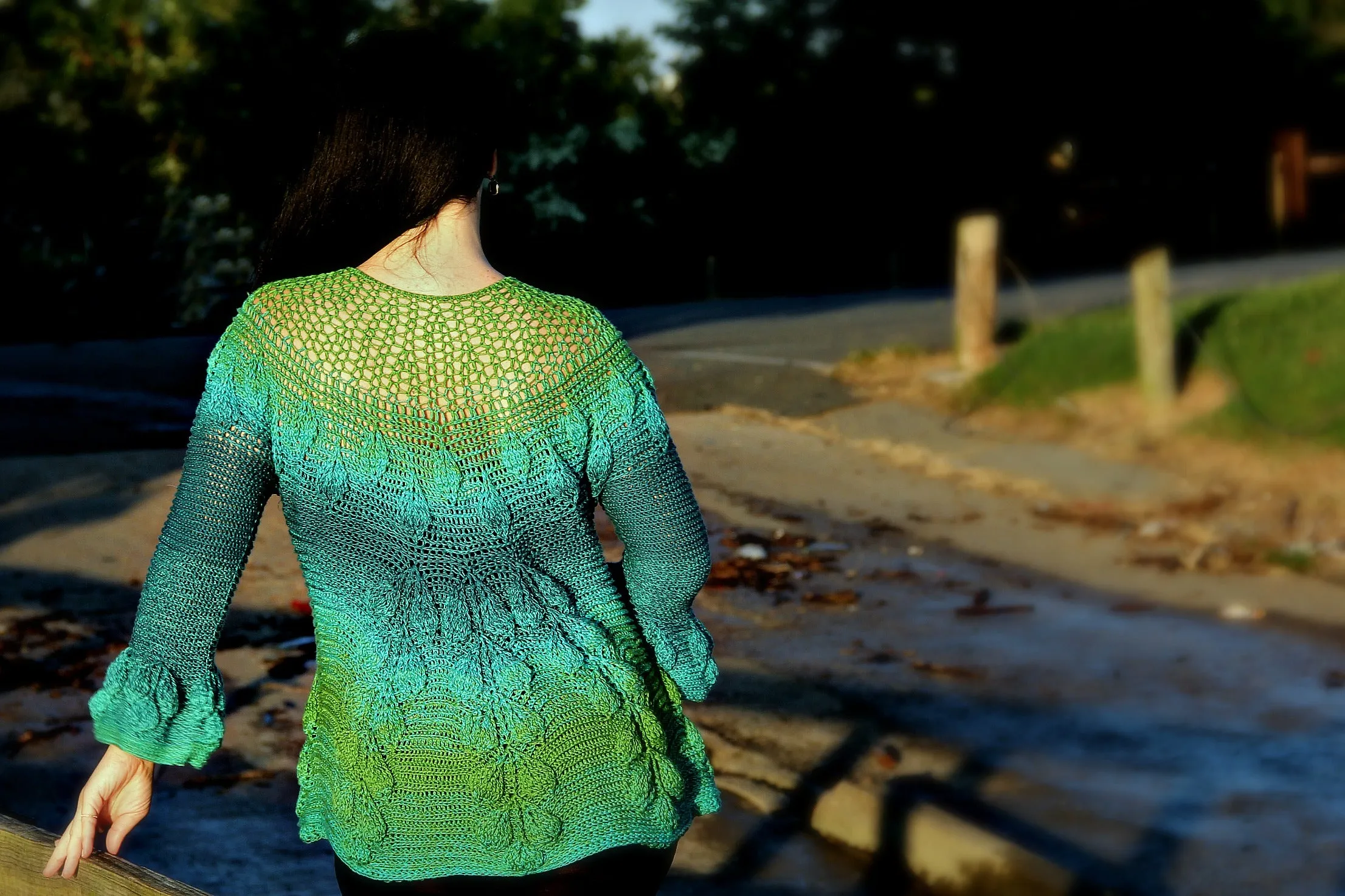 Embossed Leaves Seamless Cardigan