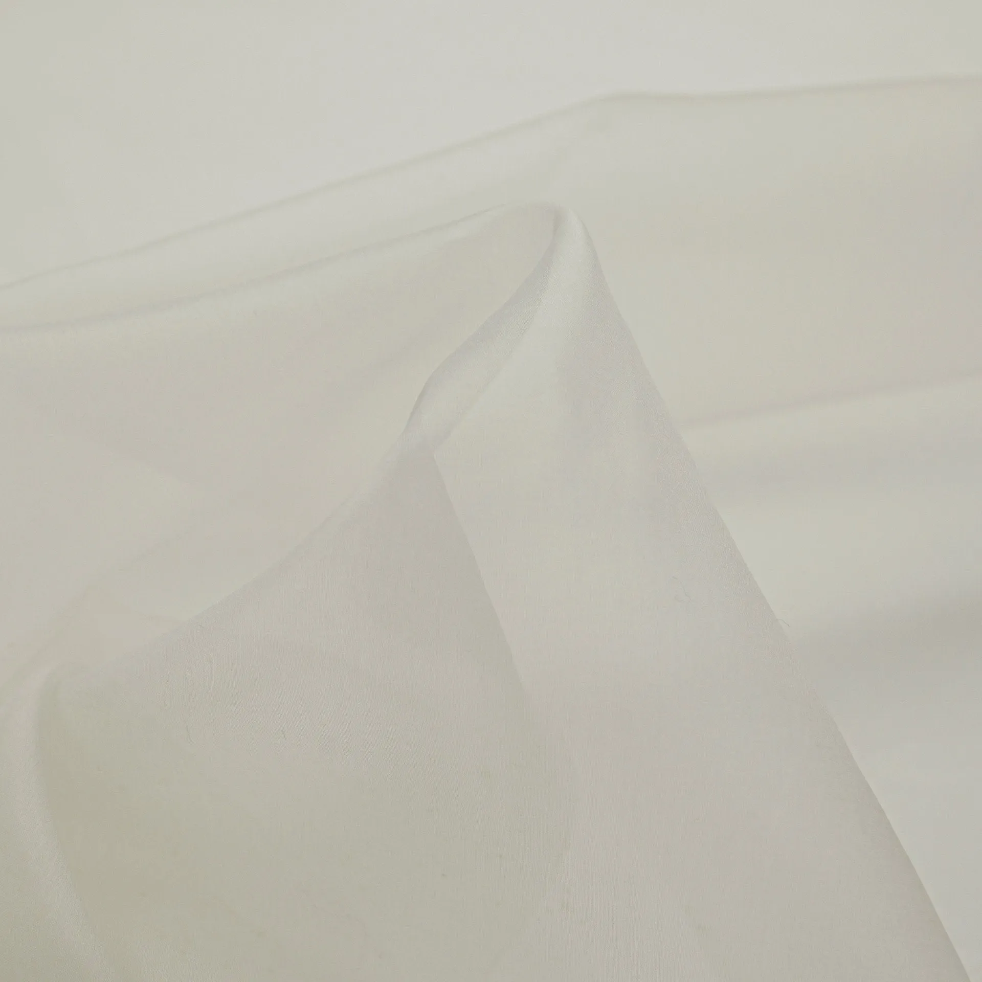 Ivory Organza Fabric 96859