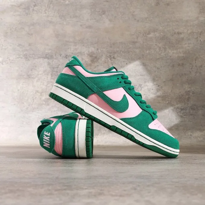 Nike SB Dunk Low - Medium Soft Pink | Malachite