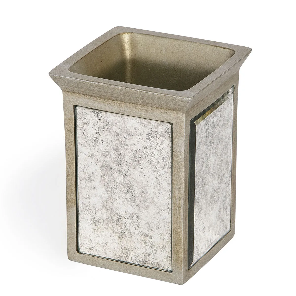 Palazzo Bath Accessories