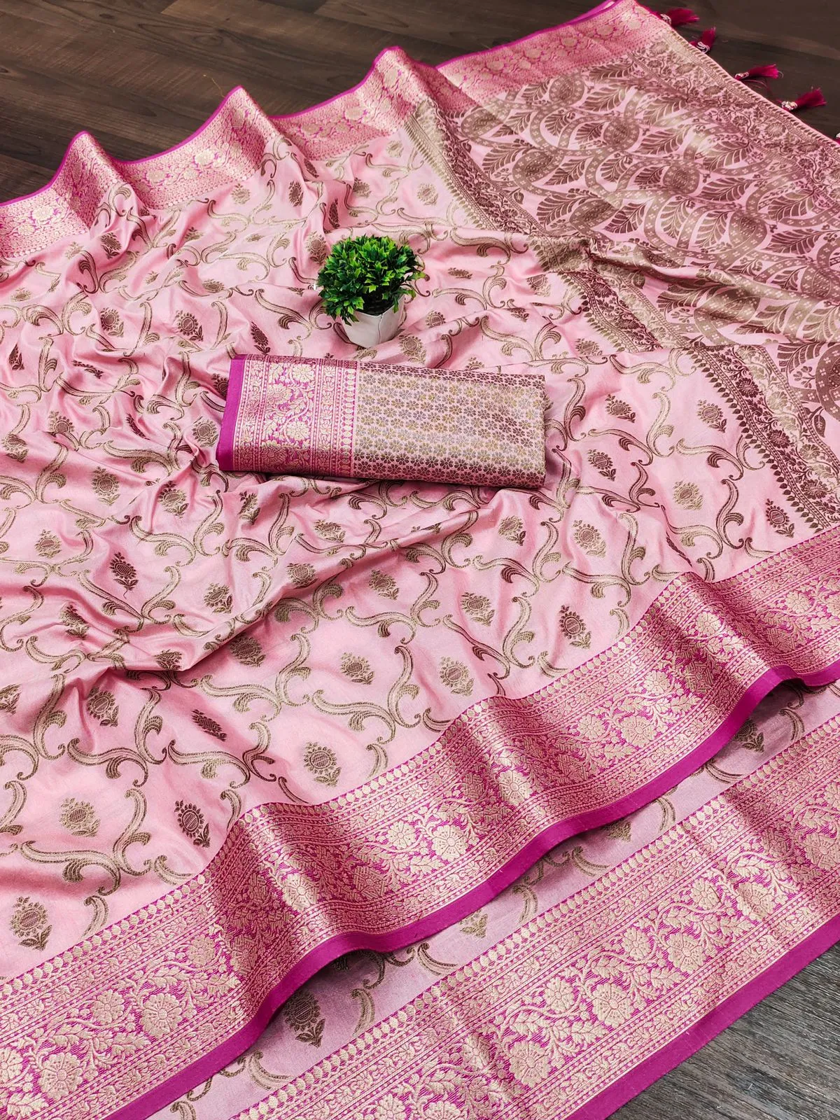 Refreshing Pink Soft Banarasi Silk Saree With Pleasurable Blouse Piece