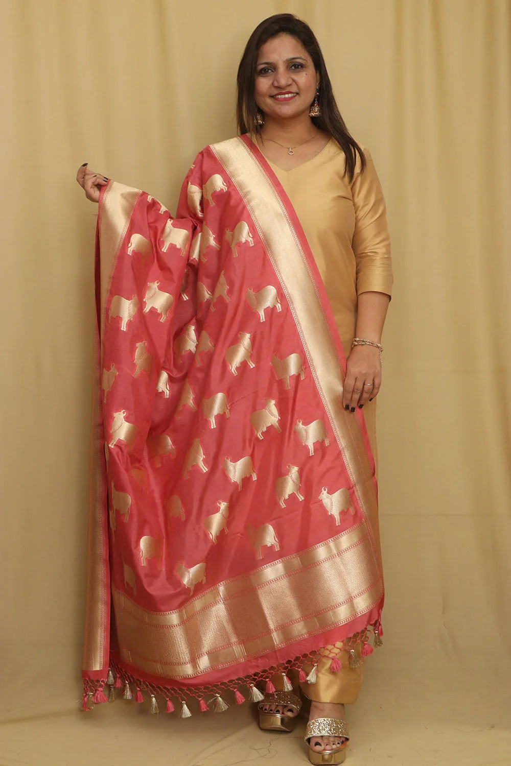 Stunning Pink Banarasi Silk Cow Design Dupatta - Elegant and Luxurious