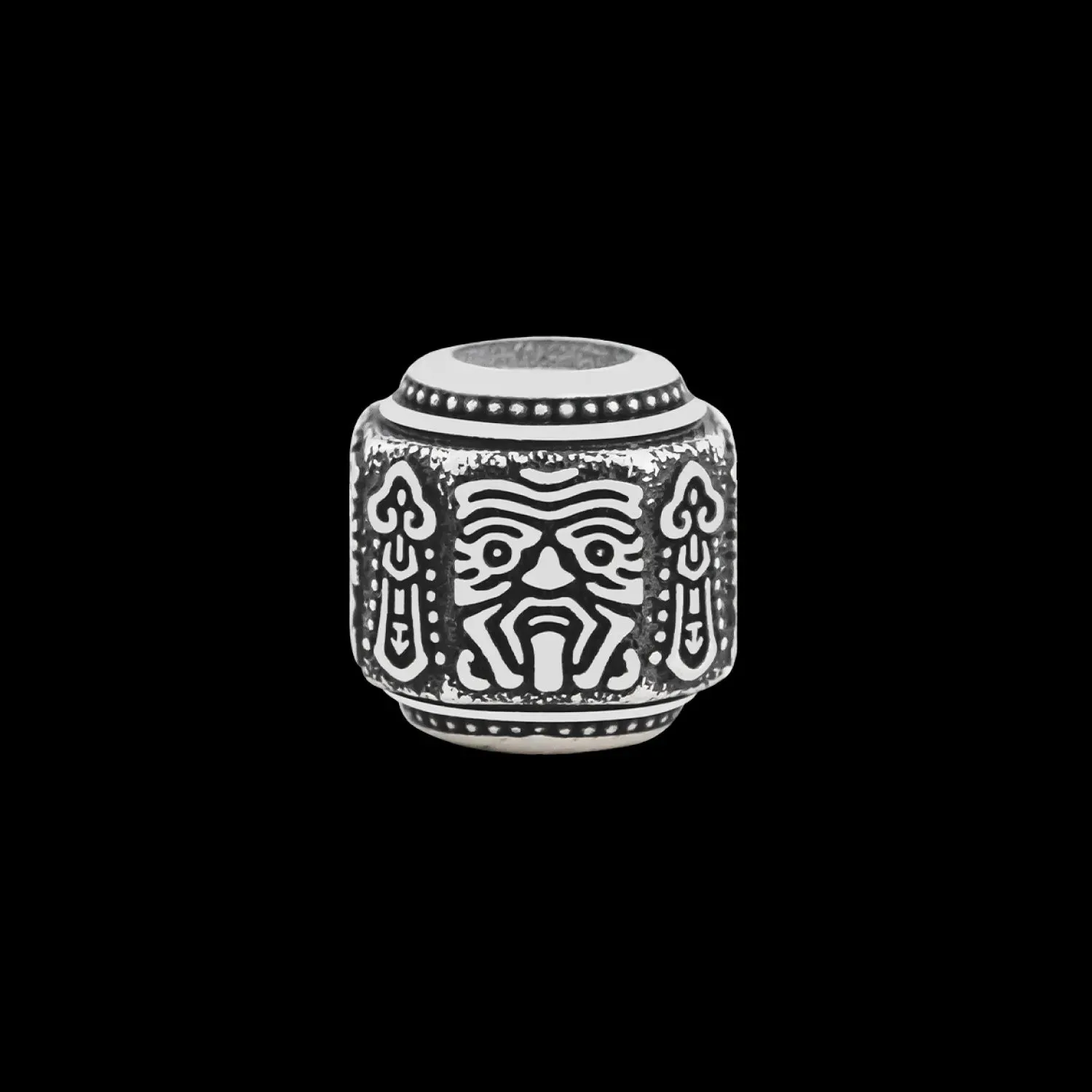 Tibetan Goddess of Wealth Bead