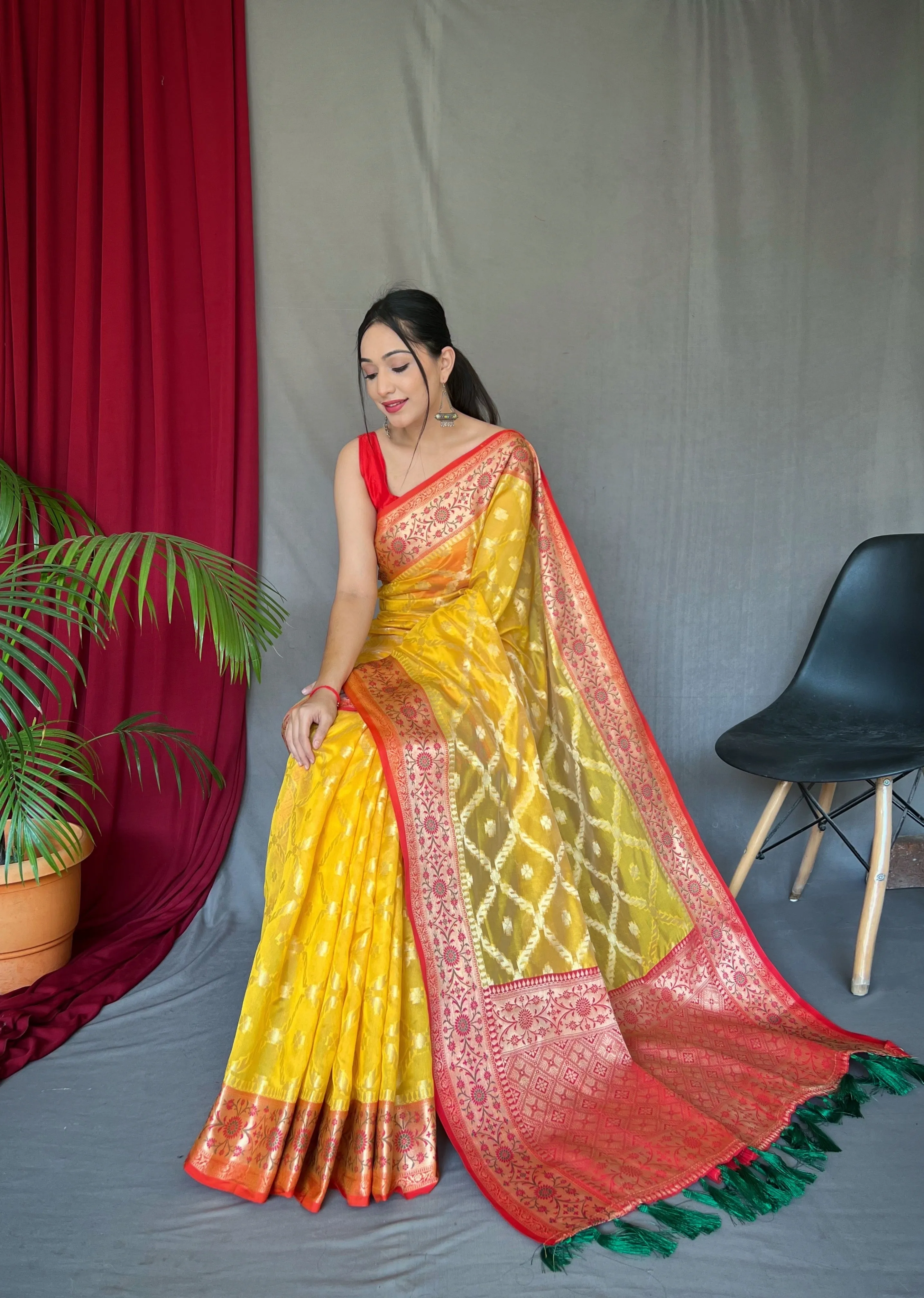 Yellow Saree in Banarasi Organza Silk Woven